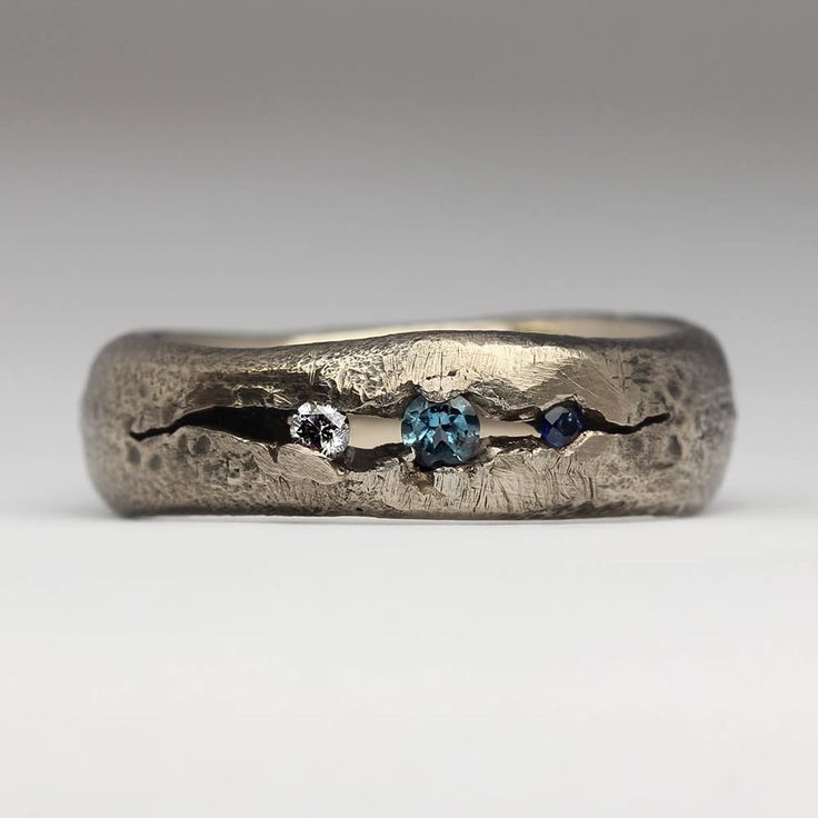 Vintage White & Blue Gold Ring