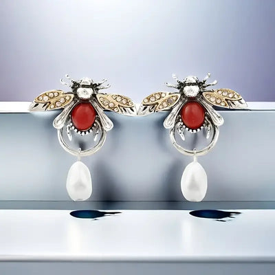 2pcs Retro Elegant Hypoallergenic Bee Pendant Earrings Accessories Suitable for Daily Wear or Parties,as Valentine's Day gift