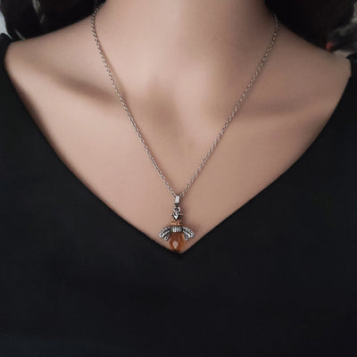 Water Drop Styling retro Bee Necklace Earrings set women's fashion charm accessories